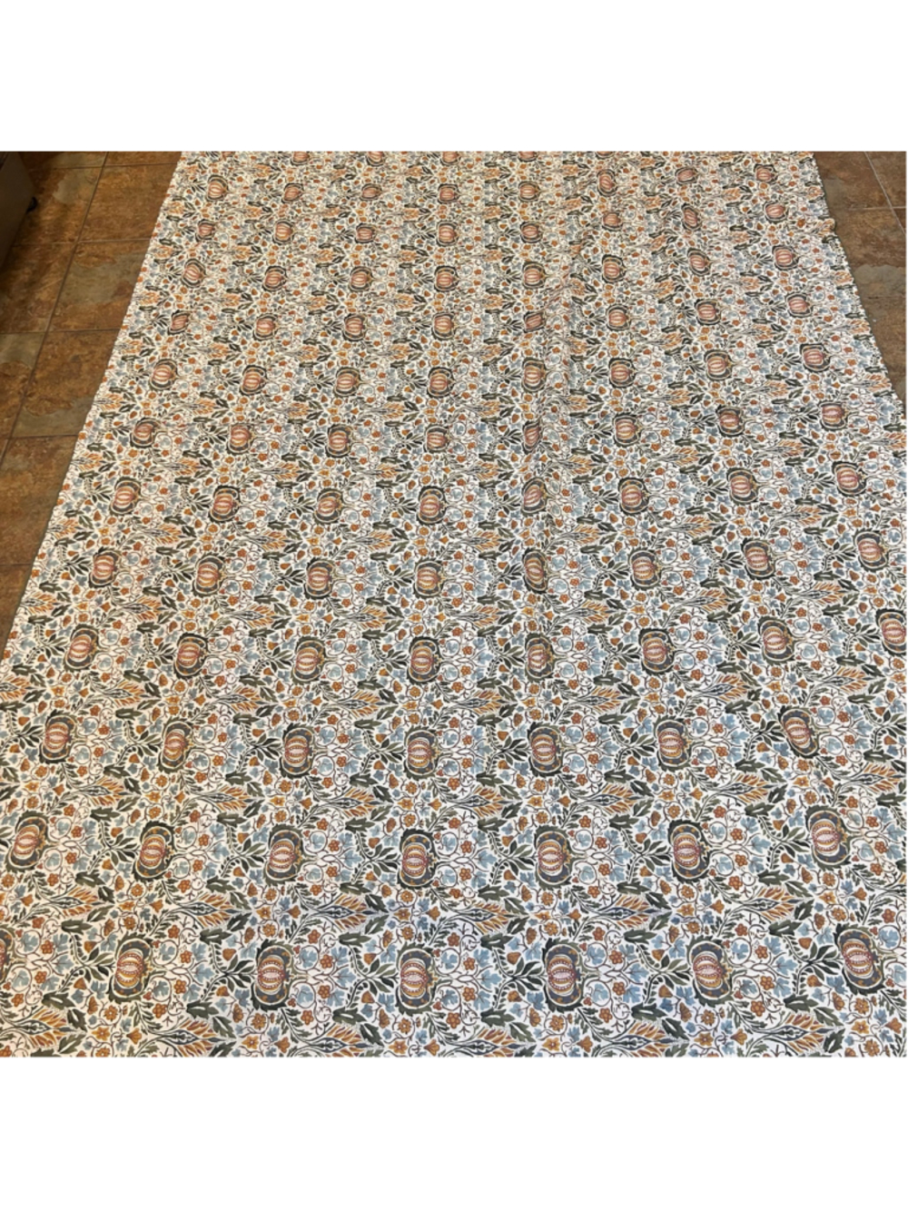 Williams Sonoma Morris & Co. Floral Tablecloth Green Cotton 70x108"
